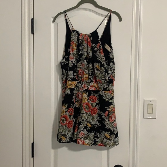 Lulu’s Lucy Love Sadie Black Floral Romper - Picture 4 of 7